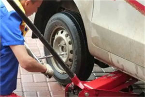 张掖附近拖车24小时服务热线电话