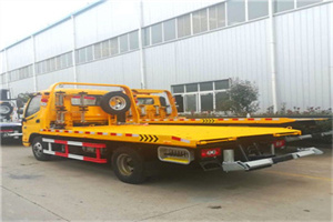 张掖附近拖车救援搭电